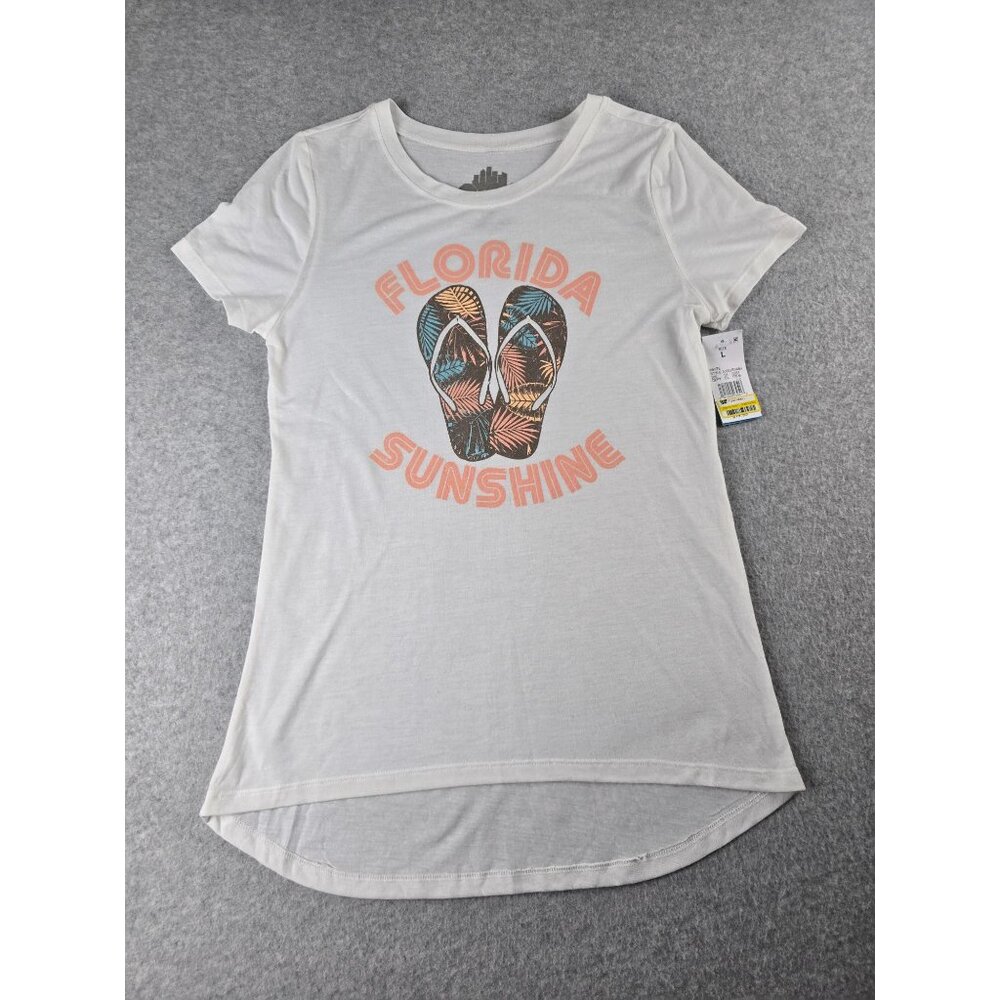 New Women's White tee Florida Sunshine with Flip Flops Image Size L